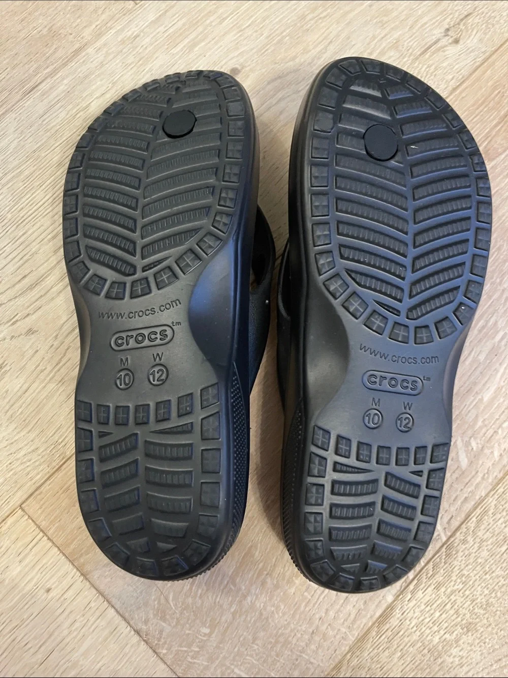 CROCS Iconic Crocs Comfort Men’s Black Flip Flops